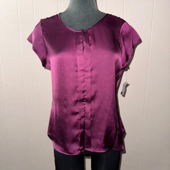 Covington • Keyhole Satin Blouse - Picture 1 of 7